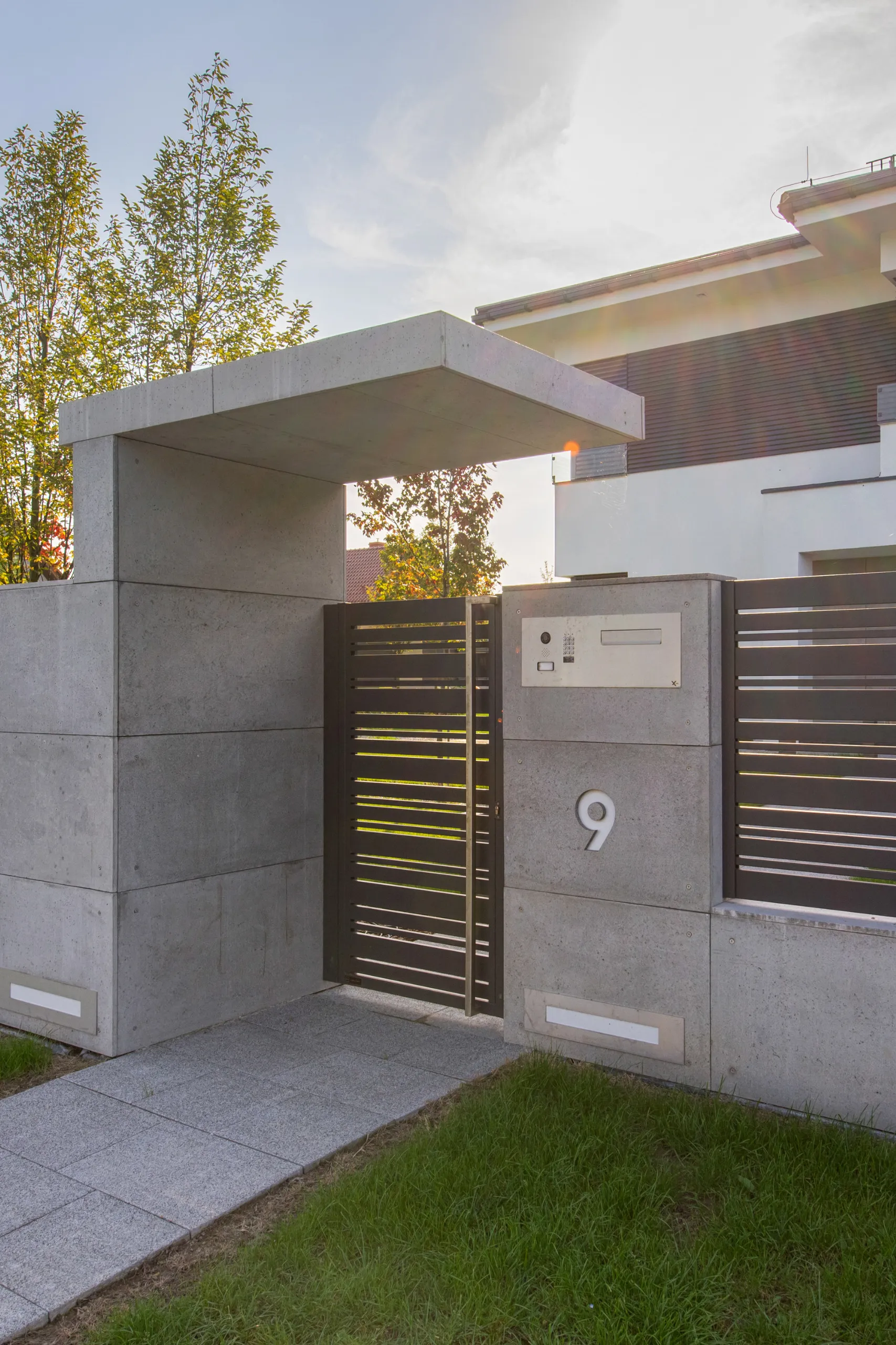 ConcreAte concrete fence