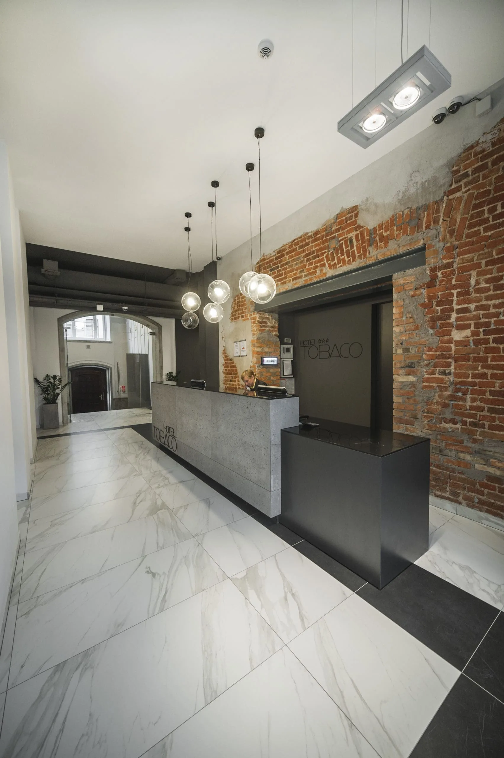 Architekturbeton — hotel Hotel Tobaco / Łódź