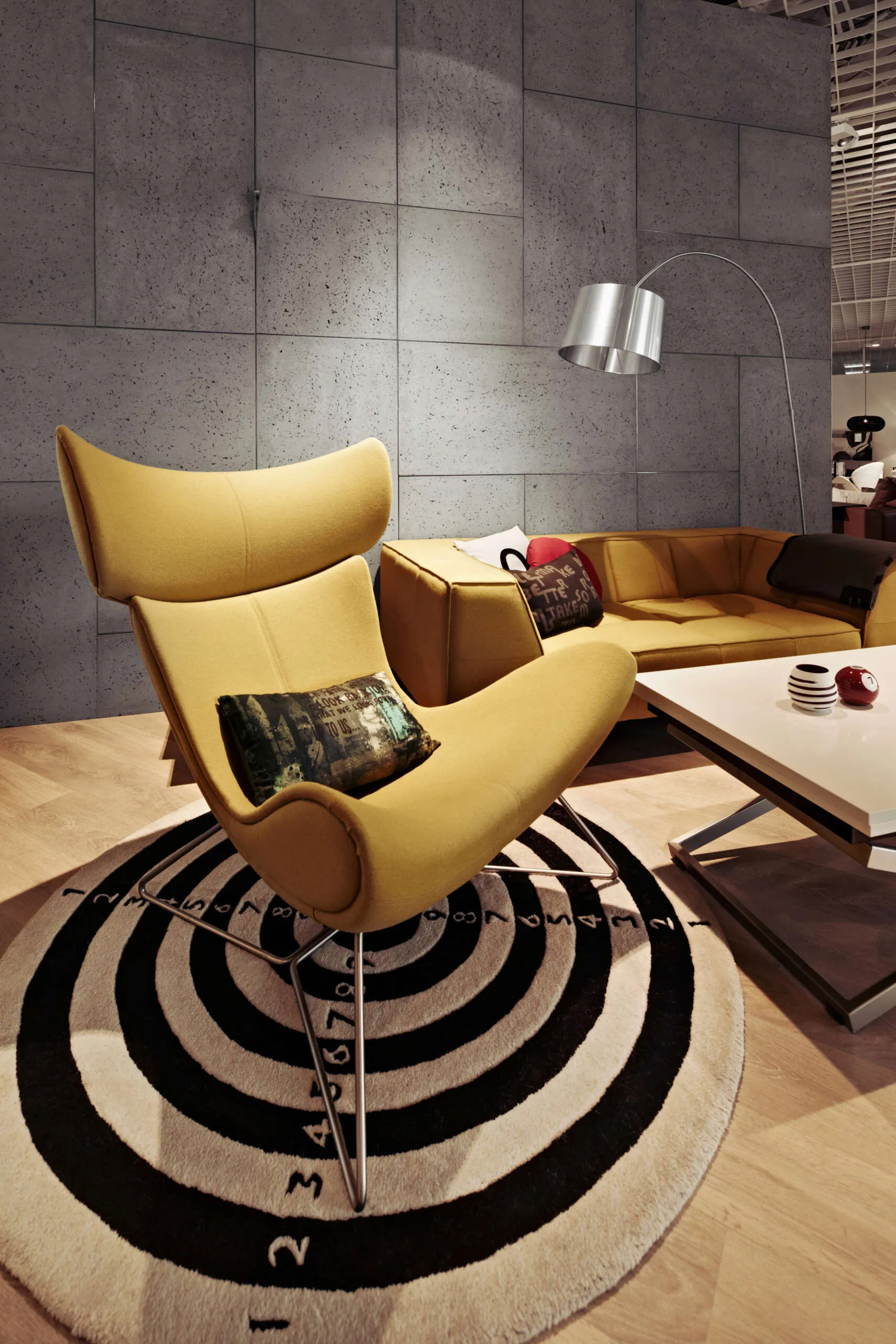 Architectural concrete — commercial spaces Salon BoConcept / Katowice