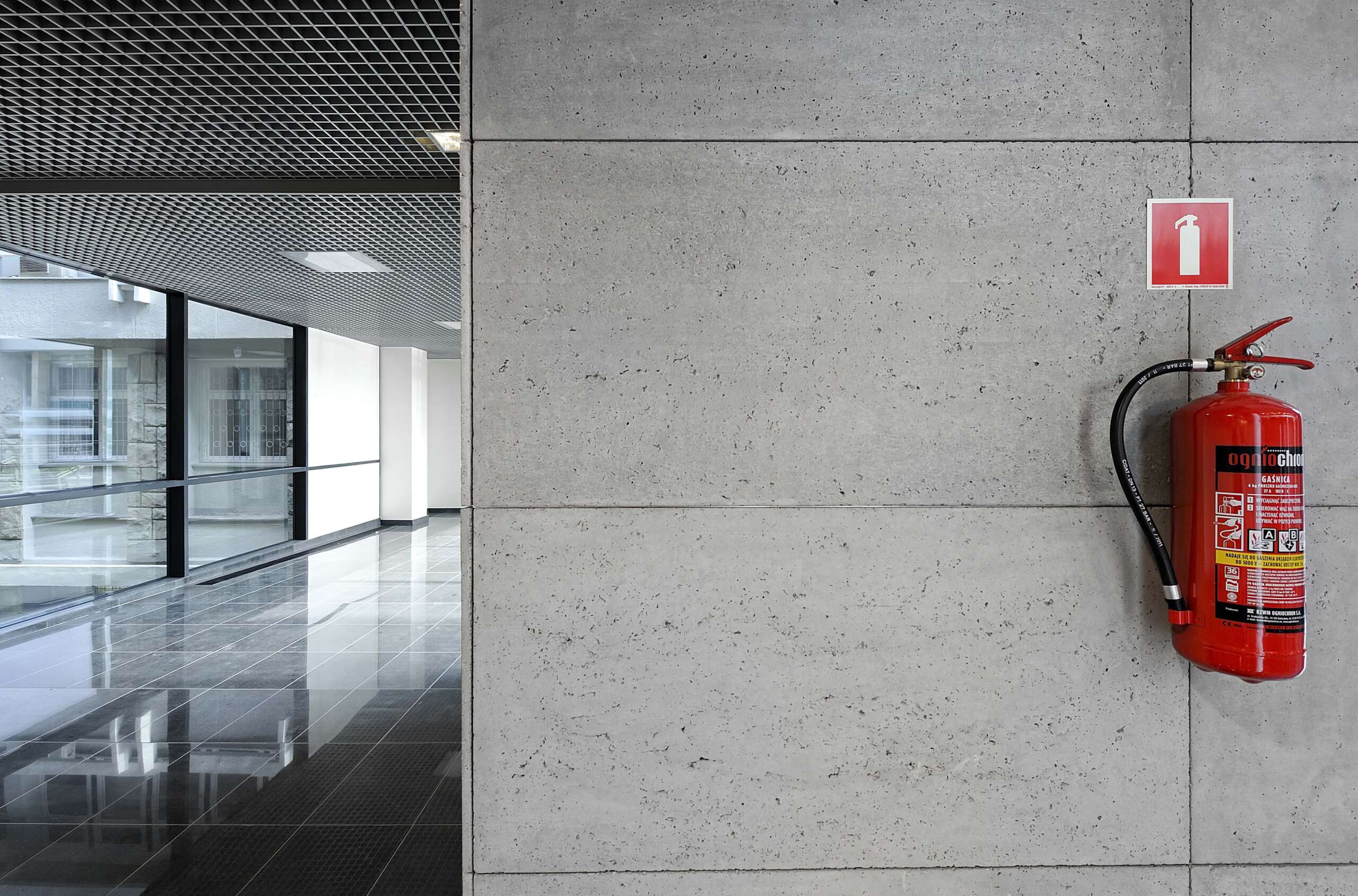 beton-dekoracyjny-concreate-na-ścianę